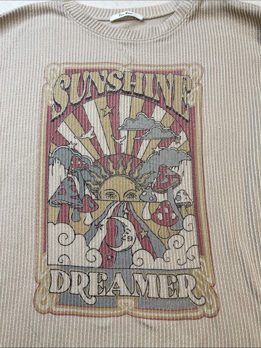 TRES BIEN Sunshine Dreamer Graphic Waffle-Knit PULLOVER WOMEN SIZE( SEE PHOTOS ) - Picture 5 of 6